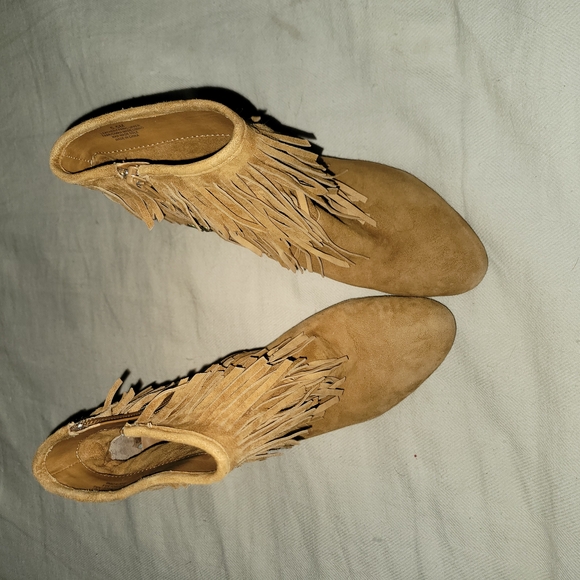 Gianni Bini Tan Heeled Fringe Boots - Picture 4 of 5